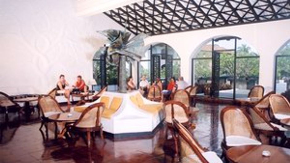 Neptune Hotel Lobby