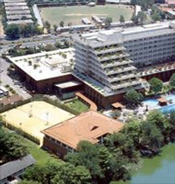 Cinnamon Lakeside Colombo