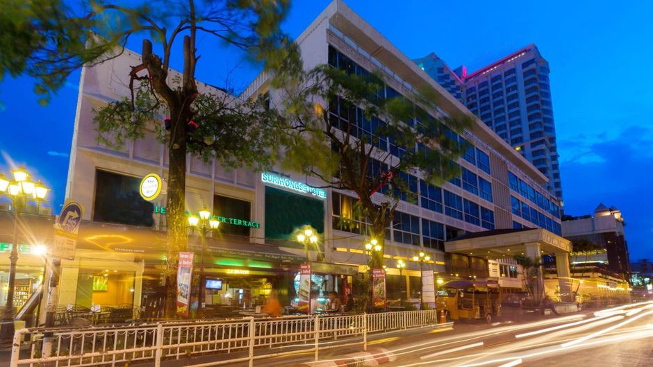 Moevenpick Suriwongse Hotel Chiang Mai Exterior