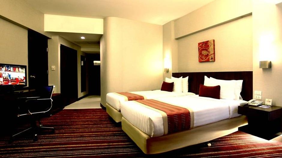 Ambassador Bangkok Hotel Room
