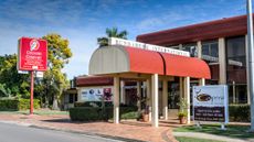 Country Comfort Bundaberg International
