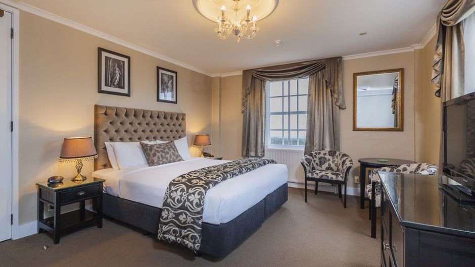 Chateau Tongariro Room