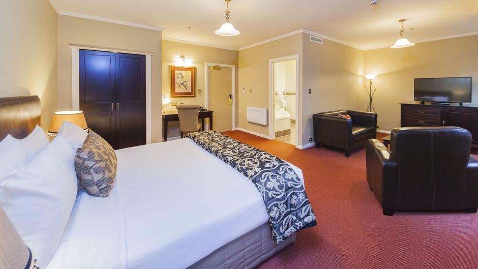 Chateau Tongariro Suite