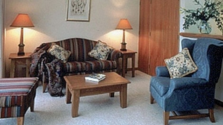 Kamana Lakehouse Hotel Suite