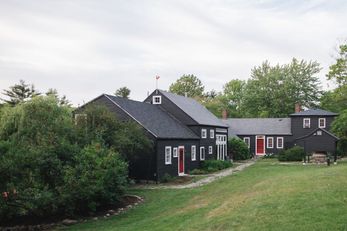 Squire Tarbox Inn