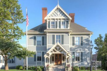 The Hotel Portsmouth