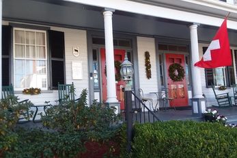 Benjamin Ellis House