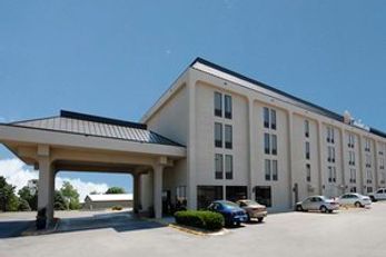 New Victorian Inn & Suites Omaha