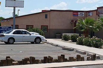 Hwy Express Inn & Suites