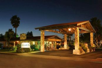 Adelaide Inn