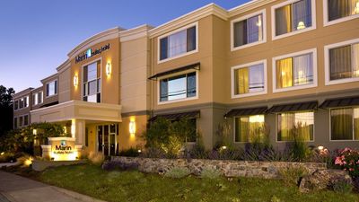 Marin Suites Hotel