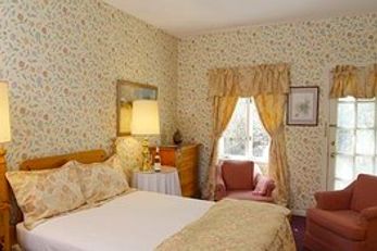 Copper Beech Inn