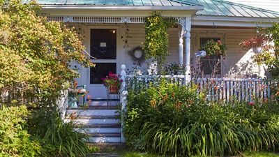 The Hilltop Inn