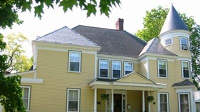 Hawthorn Inn