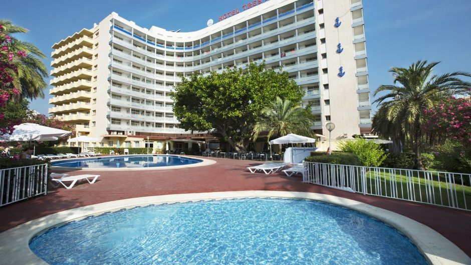 Tres Anclas Hotel Pool