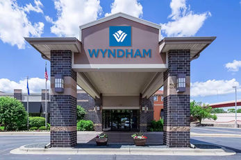 Wyndham Bloomington-Mall of America