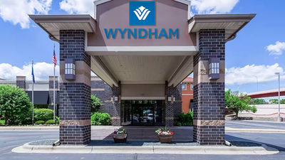 Wyndham Bloomington-Mall of America