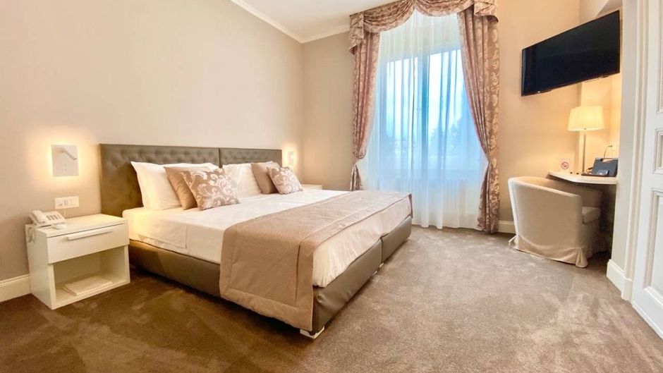 Camin Hotel Luino Room