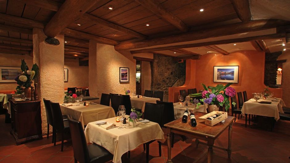 Piazza Ascona Hotel Restaurant