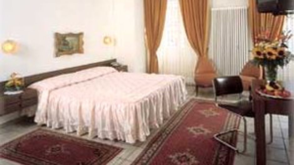 Dell'Angelo Hotel Room