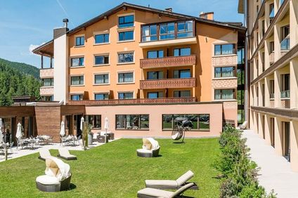 Palue Hotel