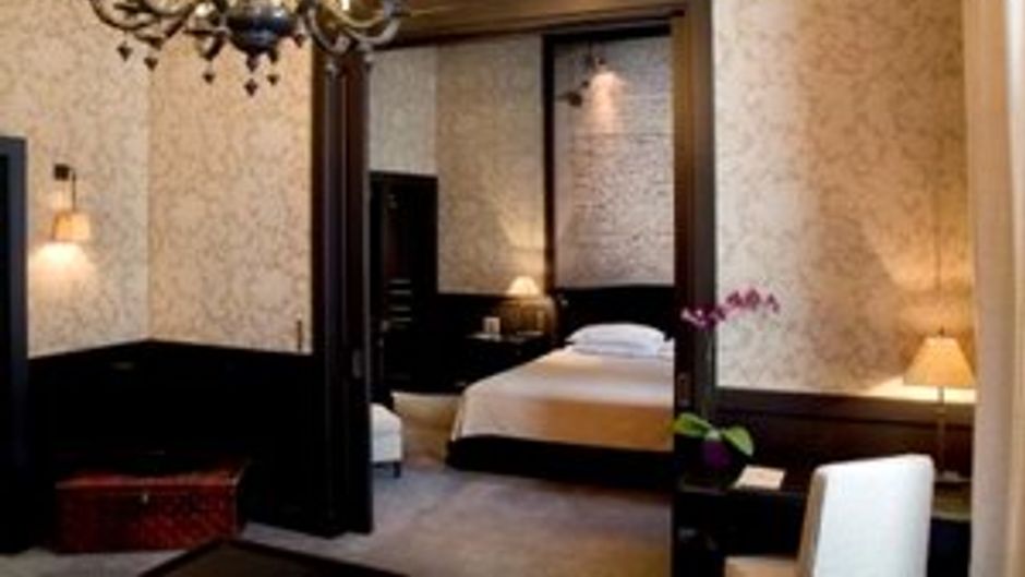 Le Pavillon de la Reine & Spa Suite