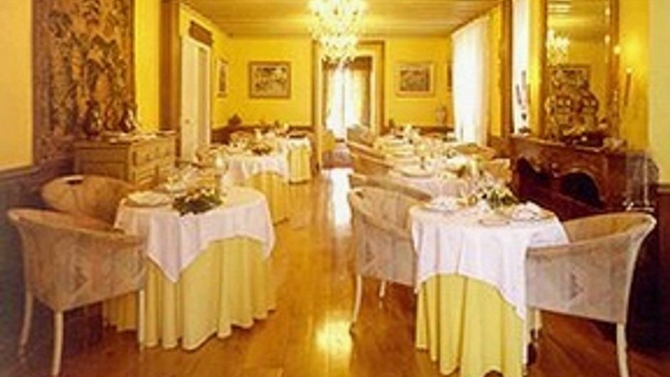 Hostellerie Les Frenes Restaurant