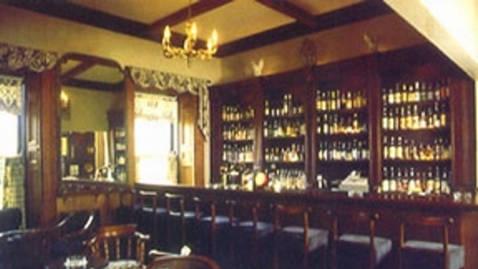 Ballyseede Castle Hotel Bar/Lounge