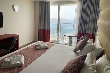 Seaview Hotel
