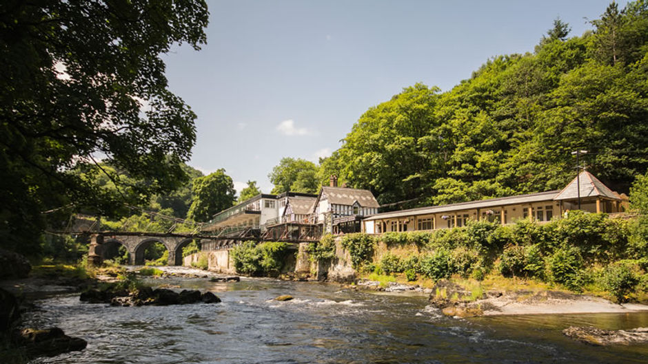 Chain Bridge Hotel Exterior