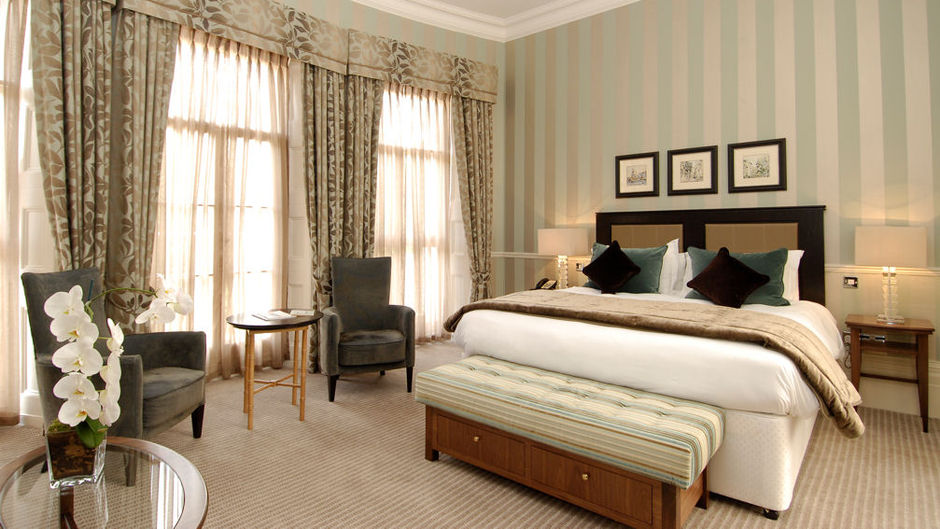 Richmond Harbour Hotel & Spa Suite