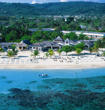 Jewel Runaway Bay Beach and Golf Resort