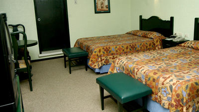 Hotel Leon
