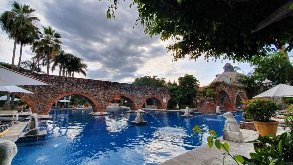 Hotel Hacienda Vista Hermosa Pool