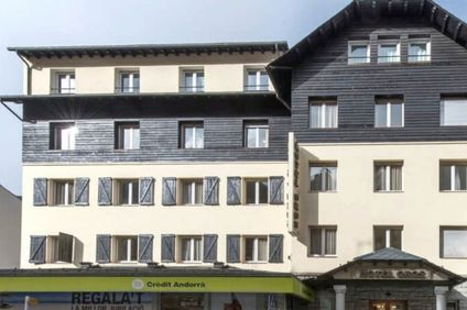 Evenia Oros Hotel