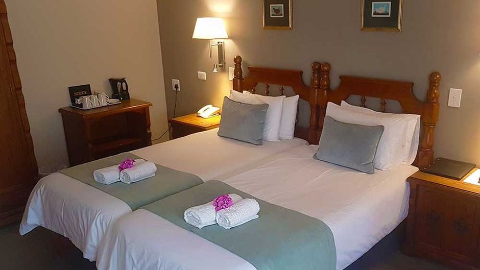 Eight Bells Mountain Inn Room