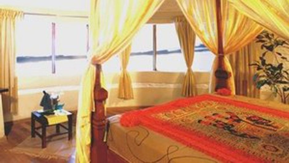 Nika Island Resort Suite