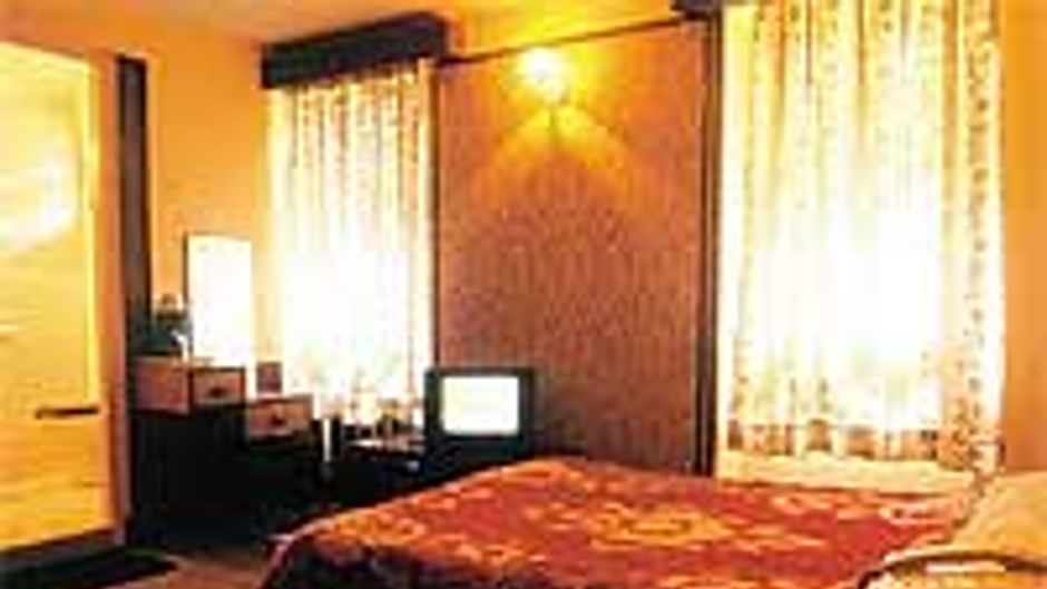Hotel Blue Diamond Room