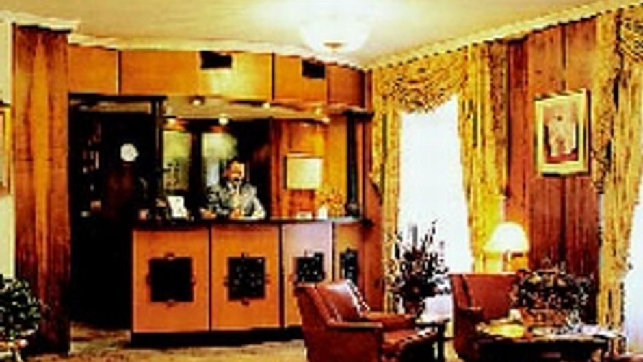 Hotel El Bedel Lobby