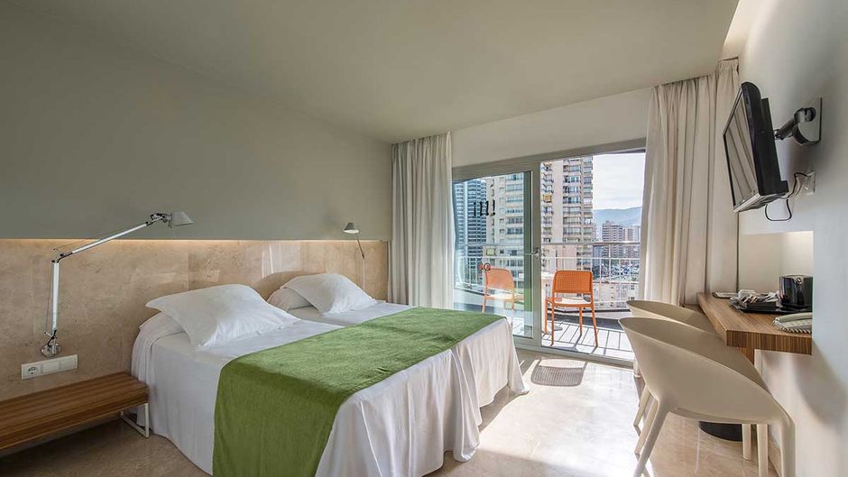 Belroy Hotel Room