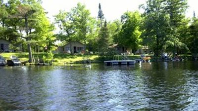 Camp Holiday Resort &  Campground