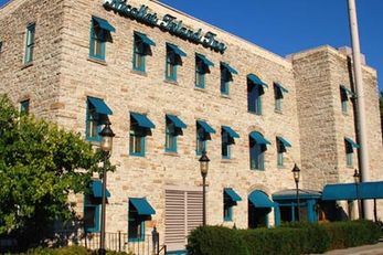 Nicollet Island Inn
