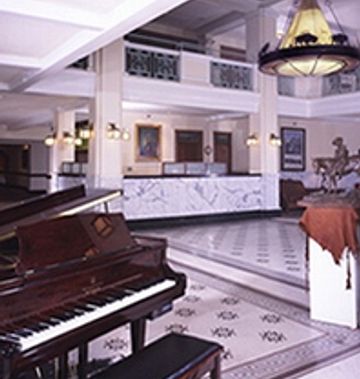 Historic Plains Hotel