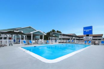 Atlantic Shores Inn and Suites