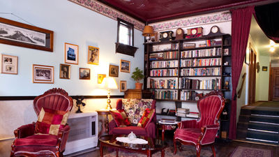 McCarthy Lodge