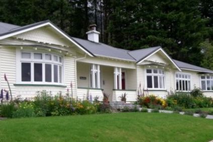 Lake Brunner Lodge