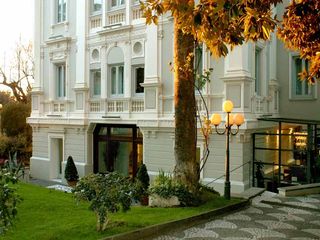 Hotel Flora