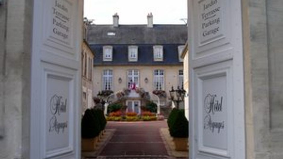 Hotel d'Argouges Exterior