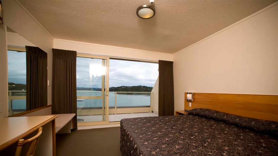 Hotel Beachcomber Room