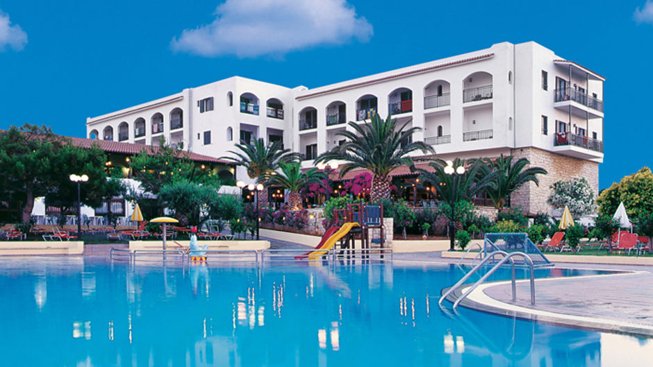 Chryssi Amoudia Hotel Exterior
